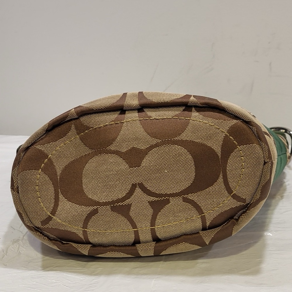 💎Price Drop...COACH signature Rugby duffle bag with matching wallet. F13362 - Picture 5 of 6